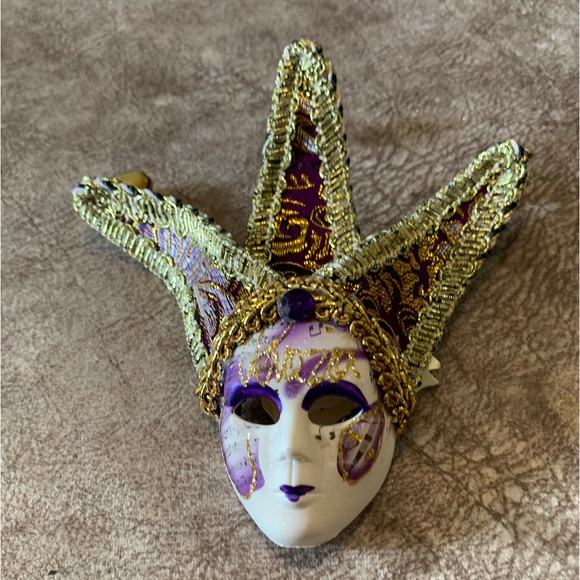 .Small Decorative Maschera Mask - Picture 8 of 11